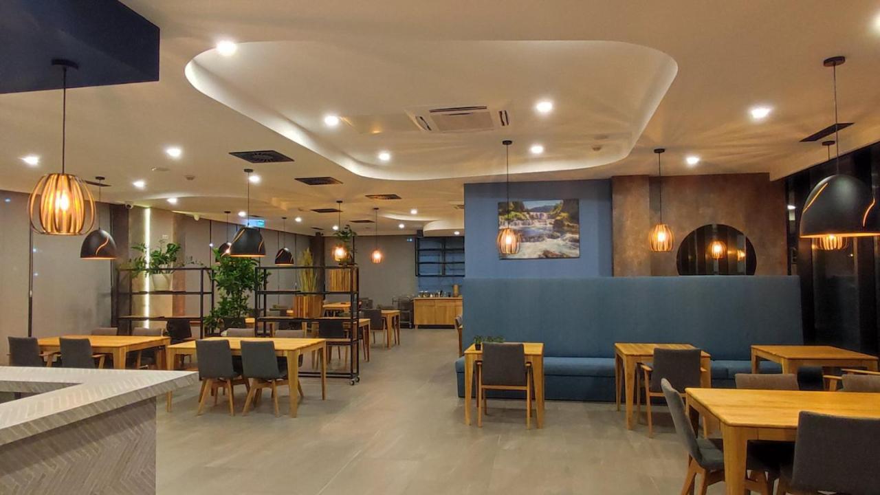 Hotel Gold Jet Bihać Dış mekan fotoğraf