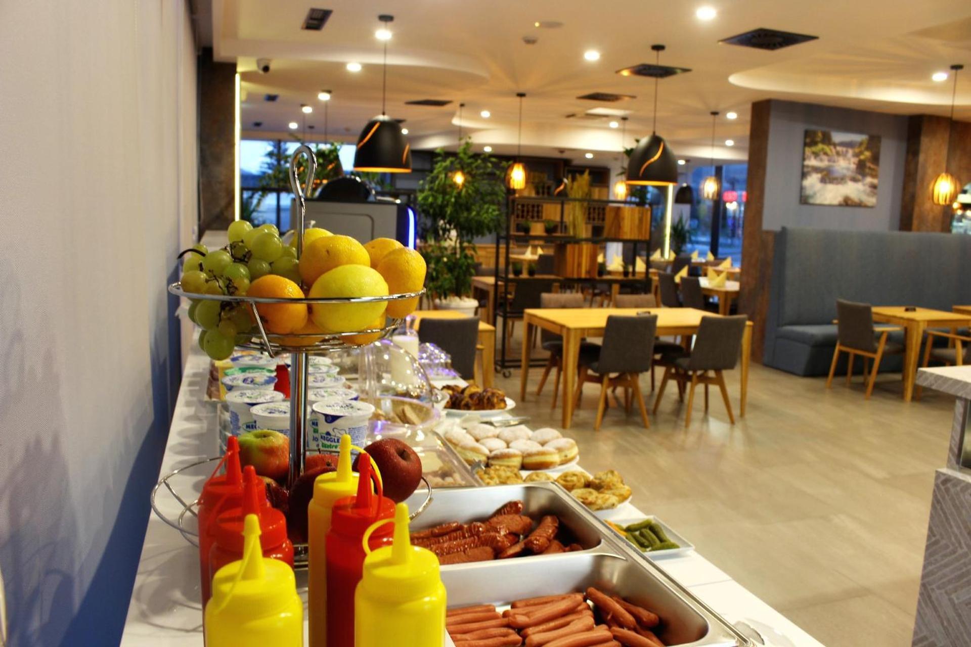 Hotel Gold Jet Bihać Dış mekan fotoğraf