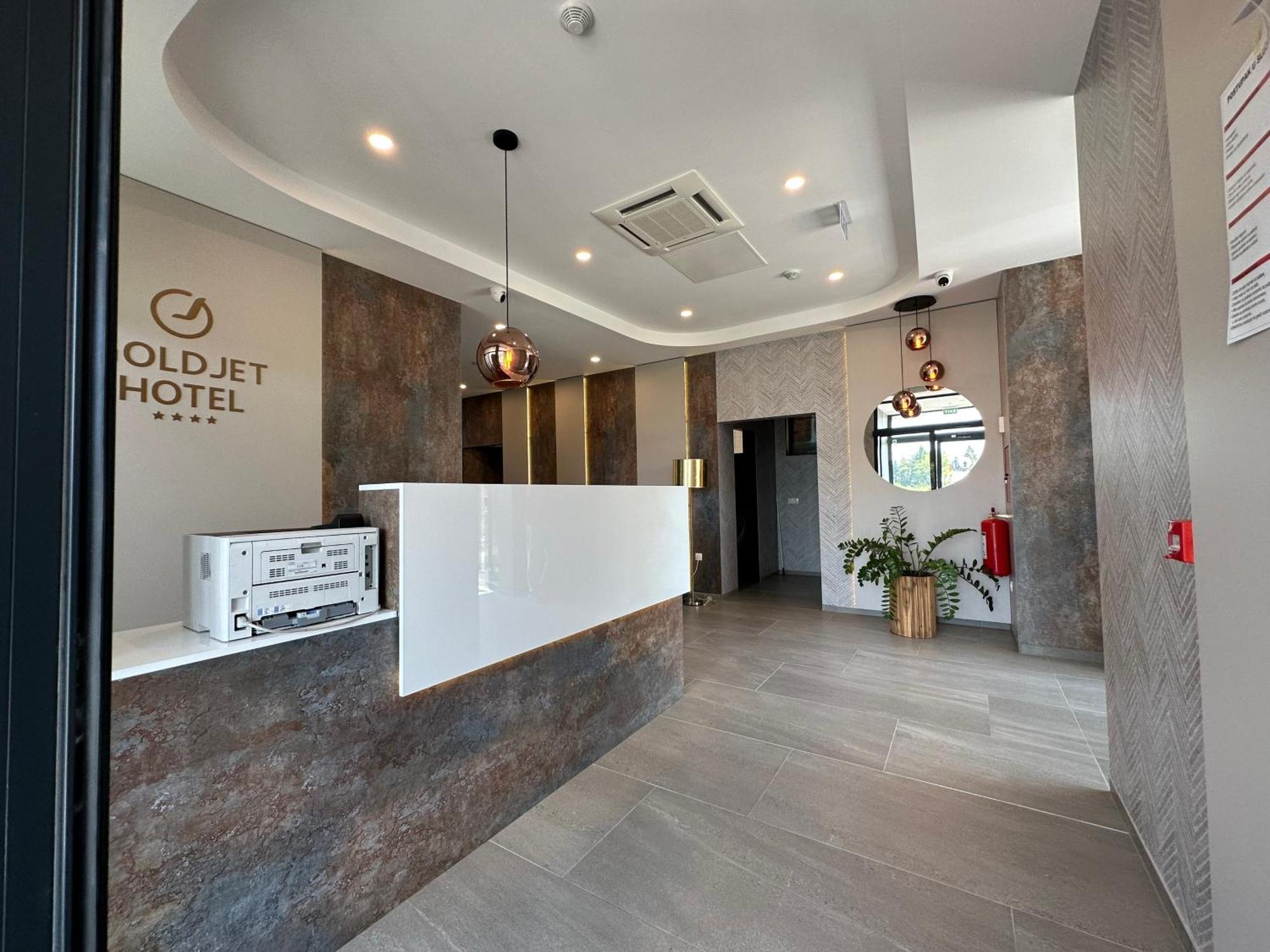 Hotel Gold Jet Bihać Dış mekan fotoğraf